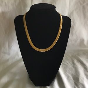 Women’s necklace